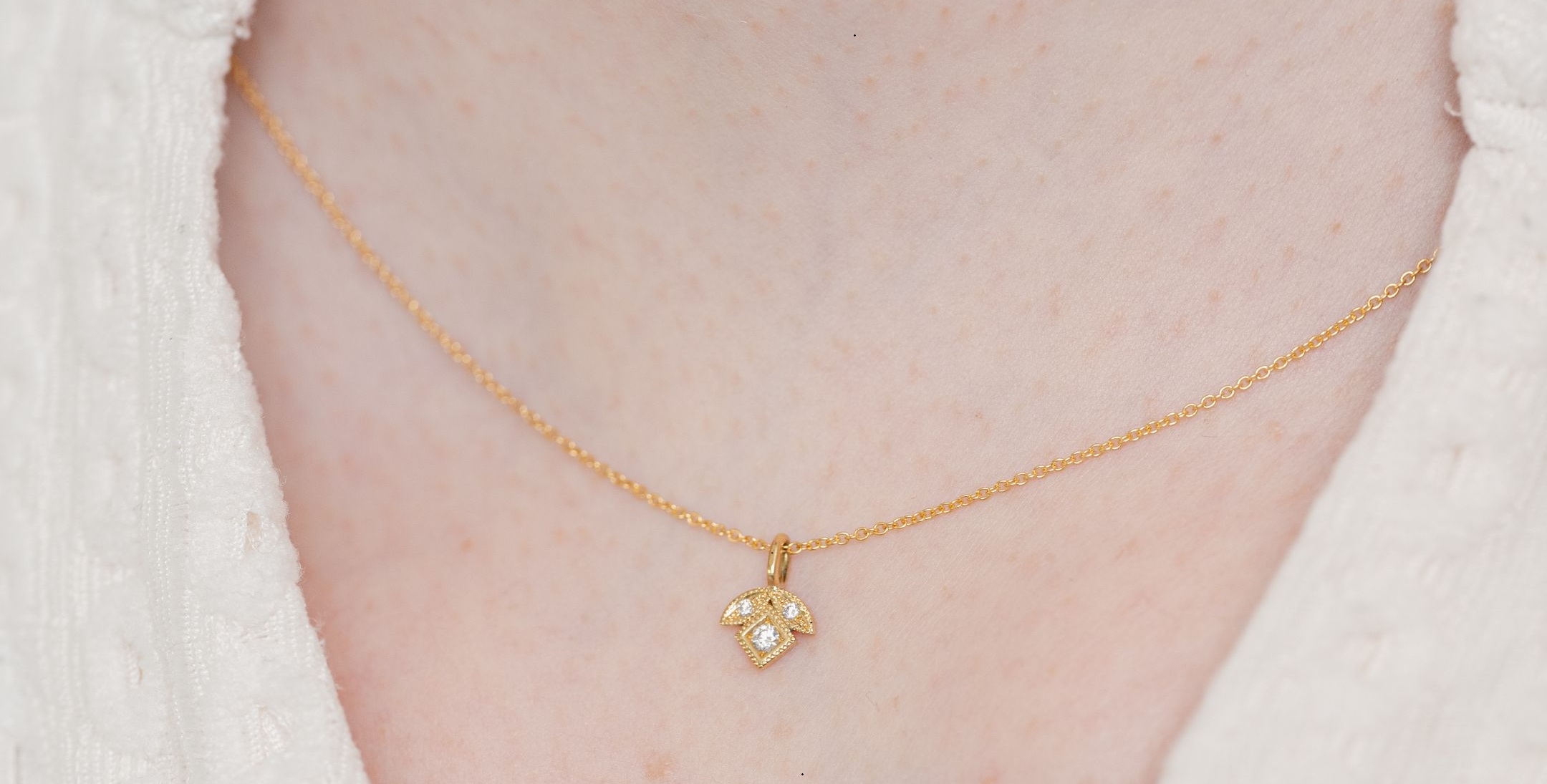 Lente in een geschenkdoos: de mooiste juwelen voor je trouwjurk tot Moederdag