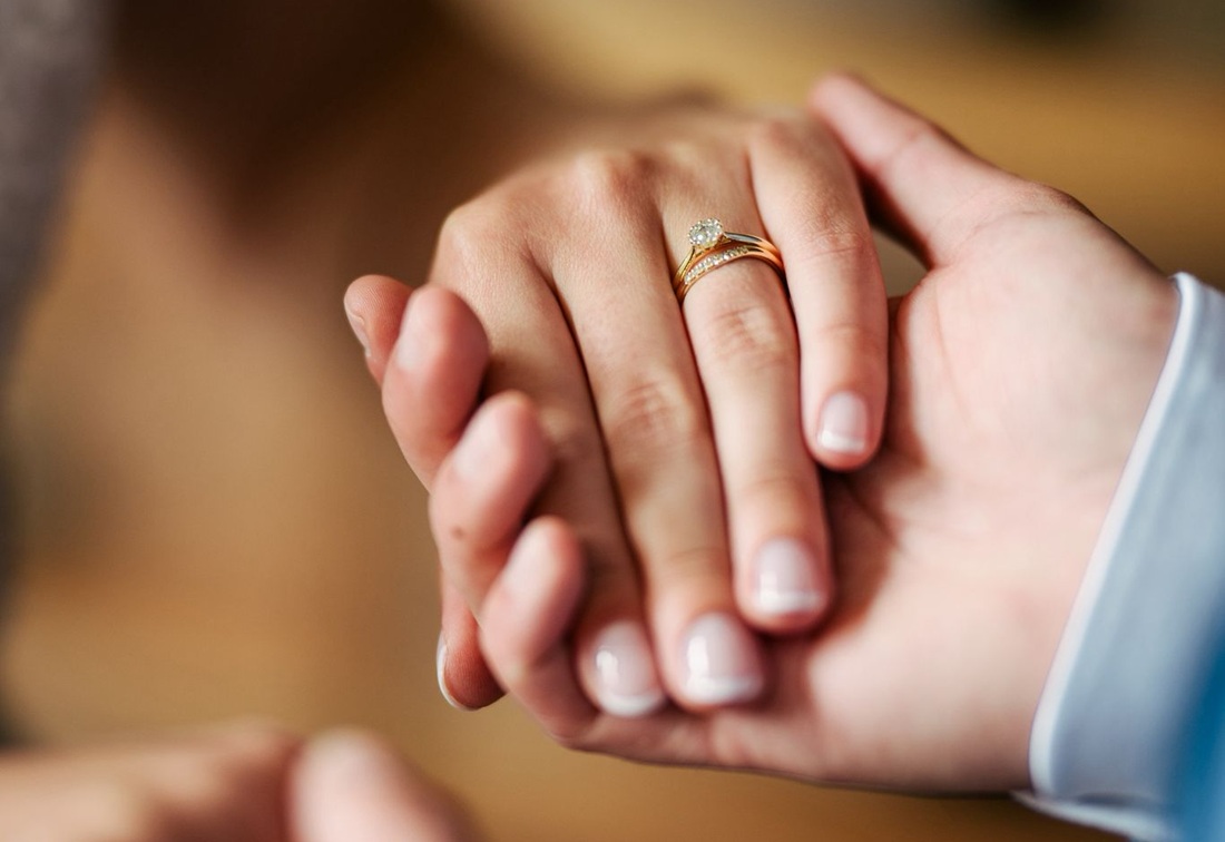 Verloofd, getrouwd… gevierd: je complete liefdesverhaal om je vinger