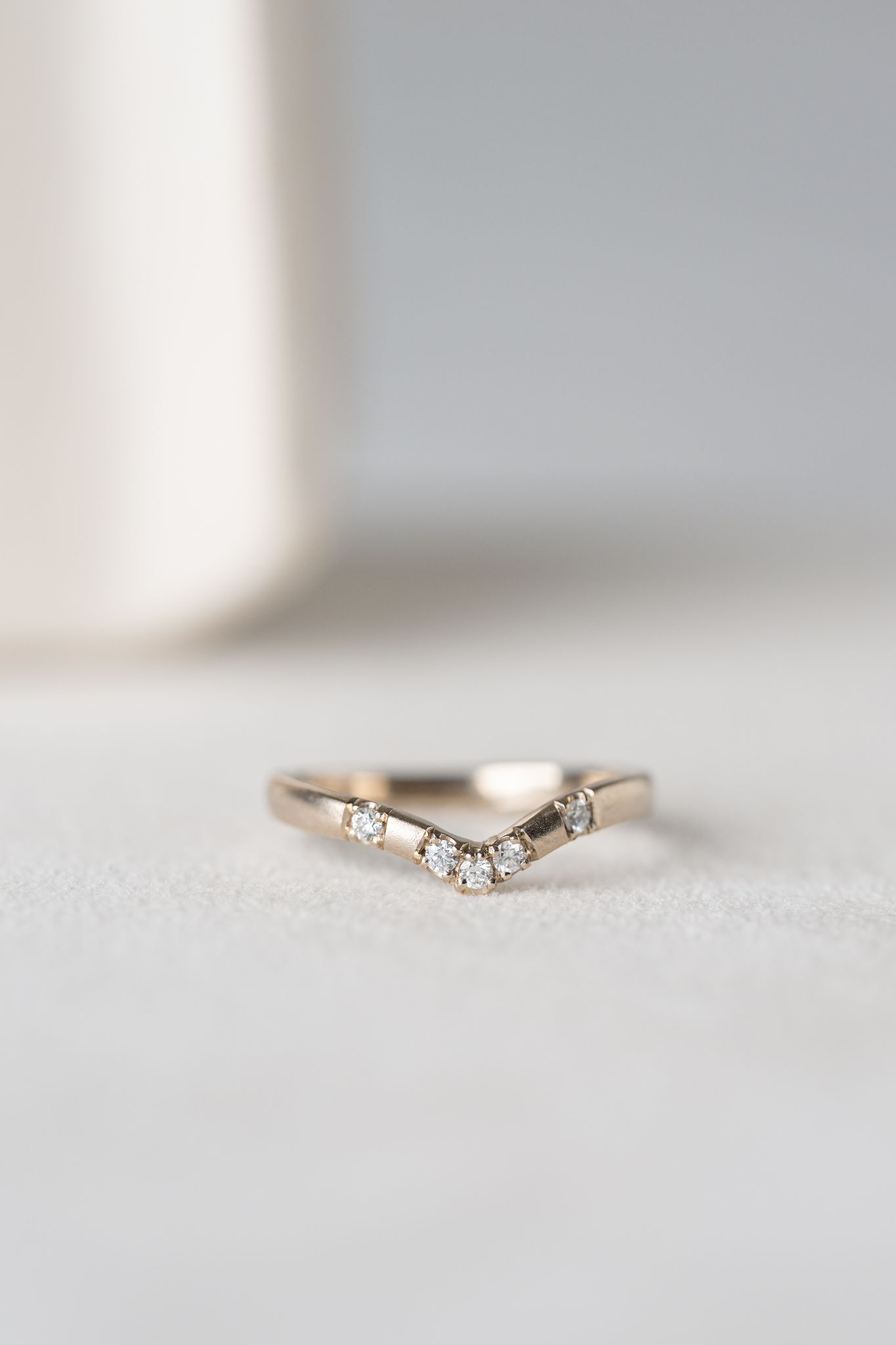 Nora Puntring S 0.075ct miniatuur 2