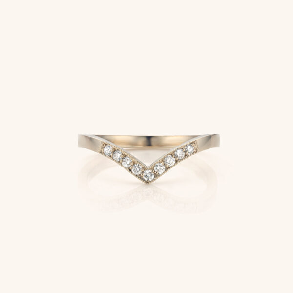 Olivia – puntring 2,2mm 9 diamanten 1,5mm